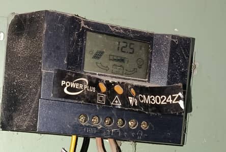30 amp Soler charge controller working conditions for sale