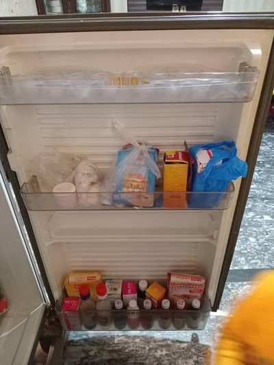 Dawlance H-Zone refrigerator - Large Size