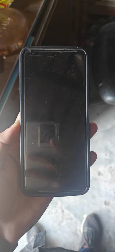 in good condition 6 ram 128s storage