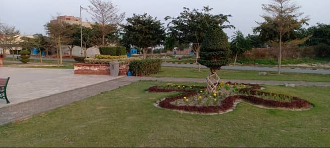 3 Marla Plot For Sale New Lahore City A Block All paid Near Park Masjid