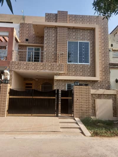 5 Marla Brand New House For Sale New Lahore City Phase 2 A Block Me Near Bahria Town & Ring Road 2 KM Only Drive Urgent Payment Required investor Price Me