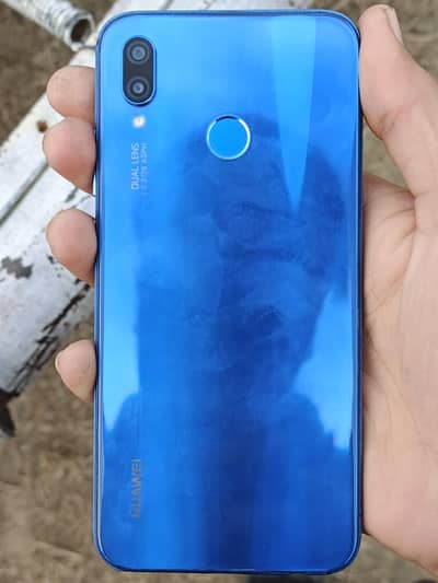 HUAWEI P20 lite