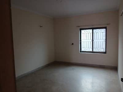 "Affordable 10 Marla 2 Portion 1st and 2nd floor for rent"