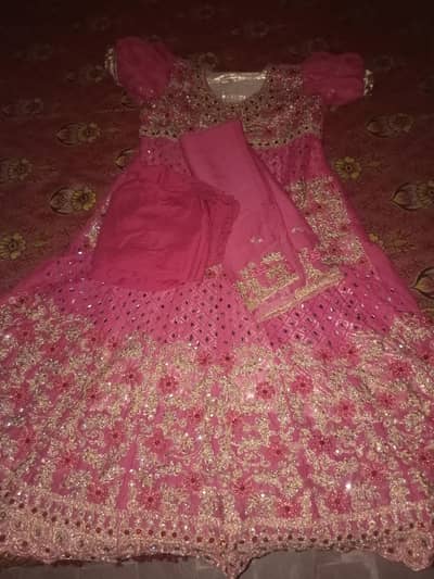 pink colour maxy
