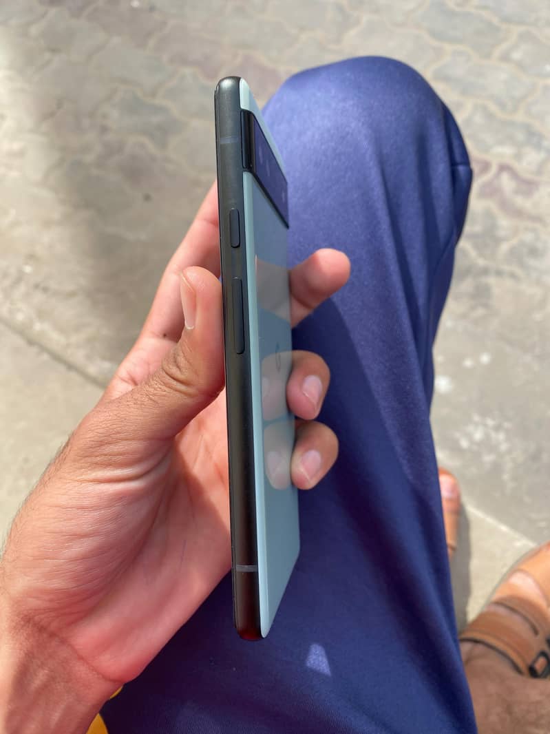 Google Pixel 6a 3