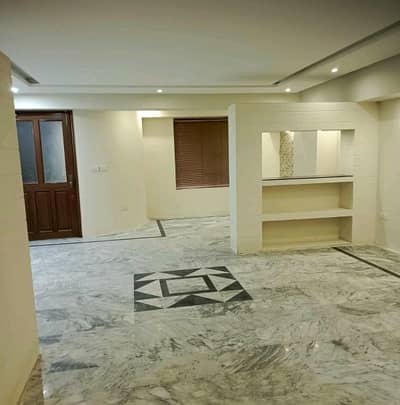 Office 1200 Square Feet For Rent In E-11/3