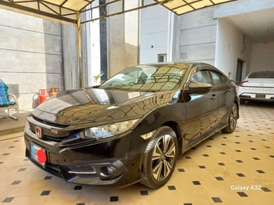 Honda Civic 1.8 Oriel UG 2017