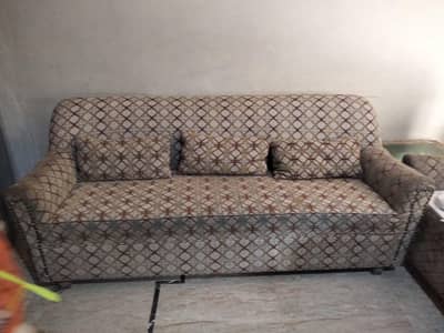 sofa chairs and table urgent sale
