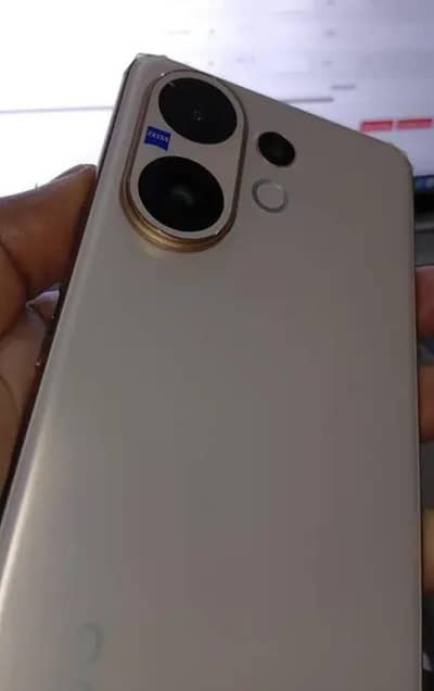 vivo v 60 12 256 sanpdrgron 7 gen 4