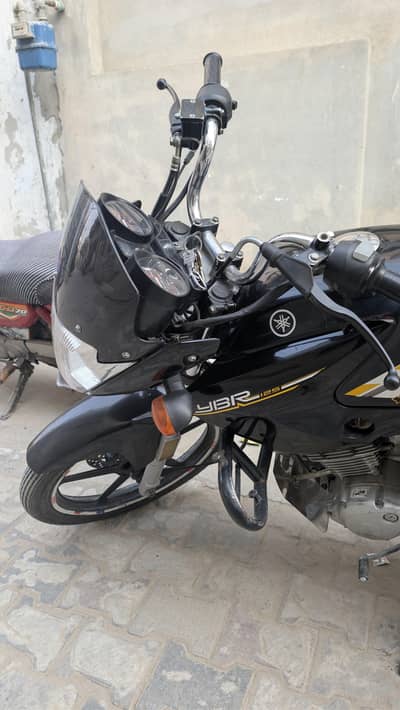 Yamaha YBR 2017 model for sale