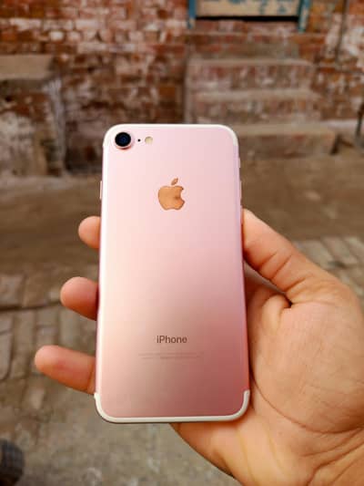 Iphone 7  128 Gb  Water  pack 