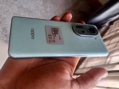 Oppo Reno 11 5G – 12GB/256GB – 10/10 Condition – Like New