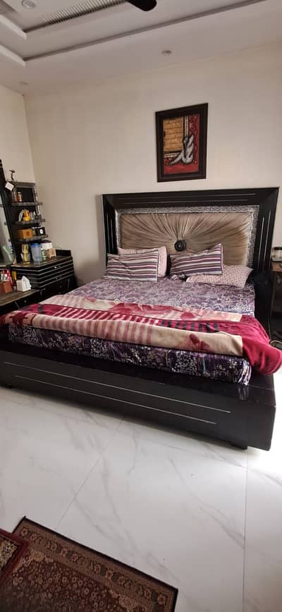 bedroom furniture for sale. bed. dressing table. side tables 2. .