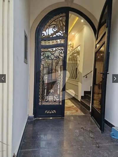 11 MARLA NEAT N CLEAN DOUBLE STORY HOUSE FOR RENT IN VENUS HOUSING SCHEME