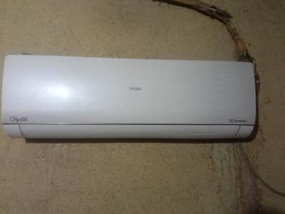 Haier DC inverter 1.5 ton heat and cool,