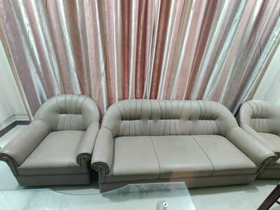 Sofa Set 5 Seater used