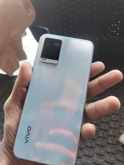 vivo y 21t condition 9/10