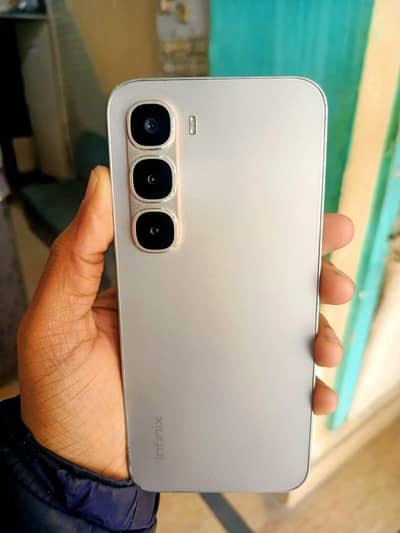 Infinix hot 60 pro  New Model With complete box first read add