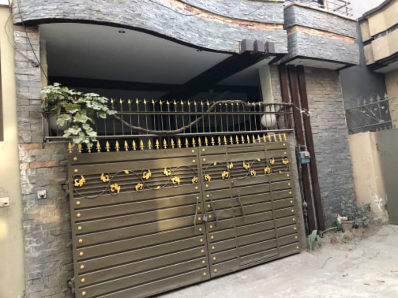 Ideal location solid construction 0