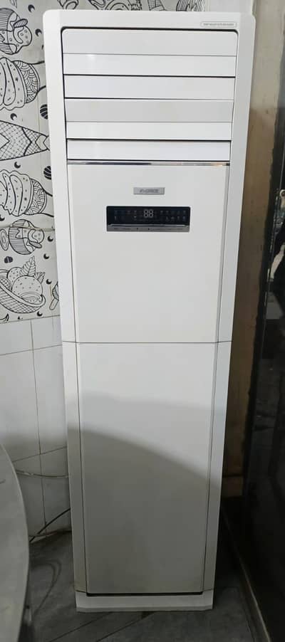 Gree 2 ton for sale as in condition