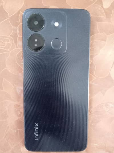 #Infinix Smart 7HD with #boxandcharger