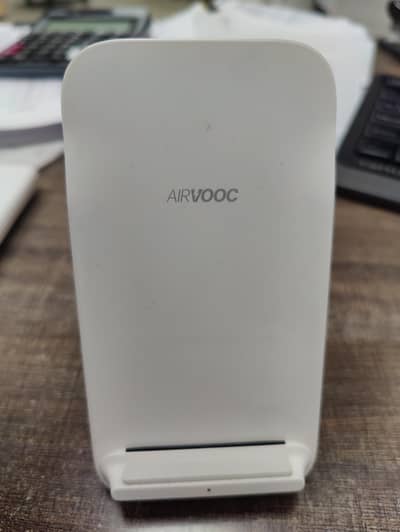 ONEPLUS AIRVOOC 50 W WIRELESS CHARGER