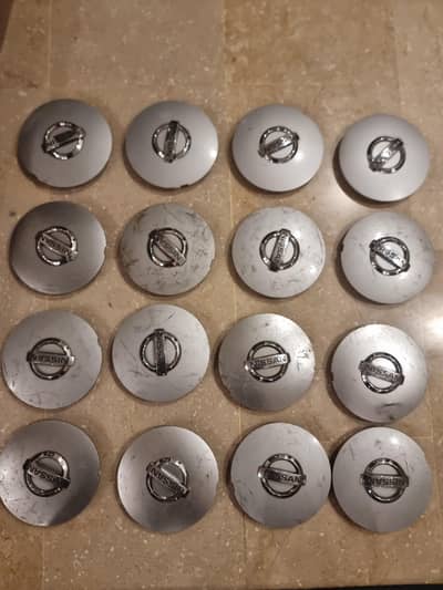 nissan sunny rim centre caps