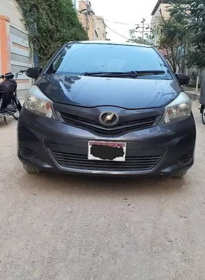 Excellent Cindition Toyota Vitz 2012 For Sale