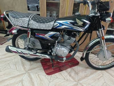 Honda CG 125 2025