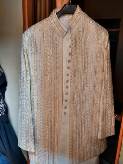 Men’s Premium Embroidered Prince Coat / Sherwani – Off White & Gold –
