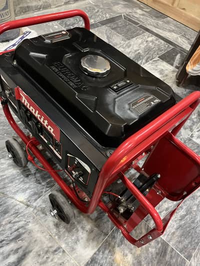 Title:  Makita 3600W Petrol Generator with Battery –Like New Condition