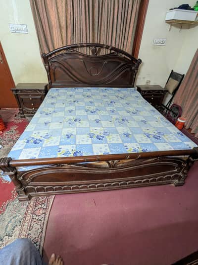 Furniture (Bed, side tables, Dressing table, Divider)