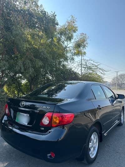 Corolla Altis 2010