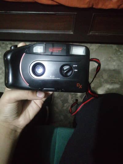 Wizen DX 35mm film camera-vintage/analog