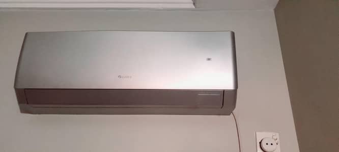Gree Split AC Inverter GS-12PITH14S (1 Ton)