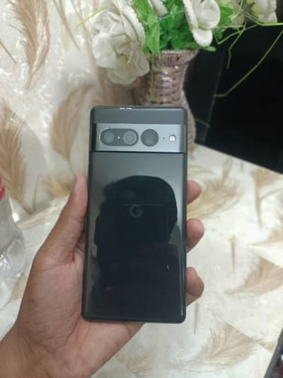 Google Pixel 7 Pro – 12GB / 256GB – Dual SIM (Physical + eSIM)