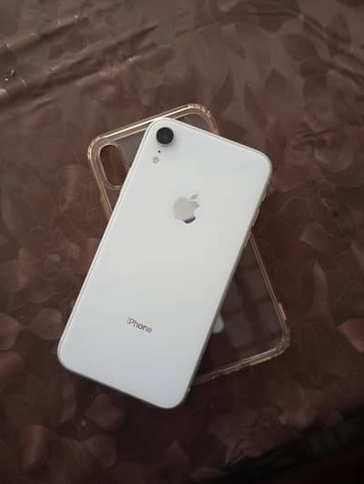 Apple iPhone XR