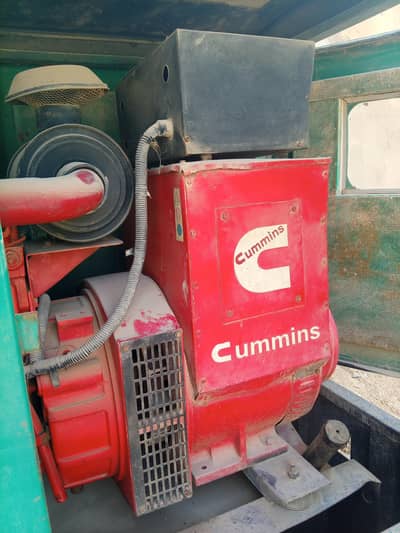 100 KVA Cummins generator on load