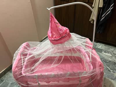 Baby cot just 15 days used