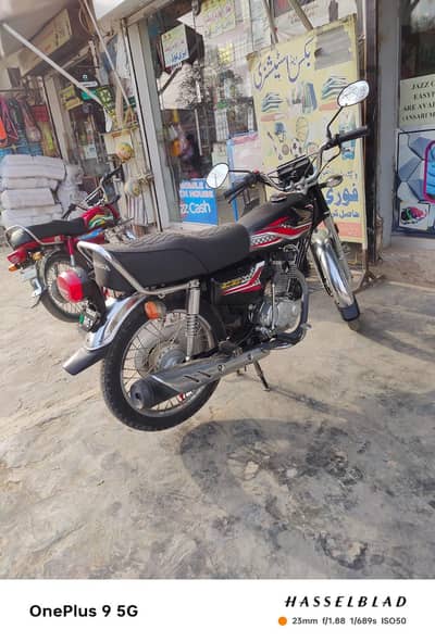 CG HONDA 125CC BLACK COLOUR