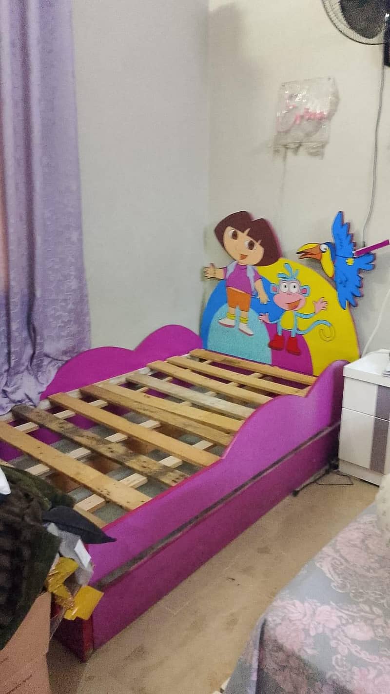 Dora Bed 1
