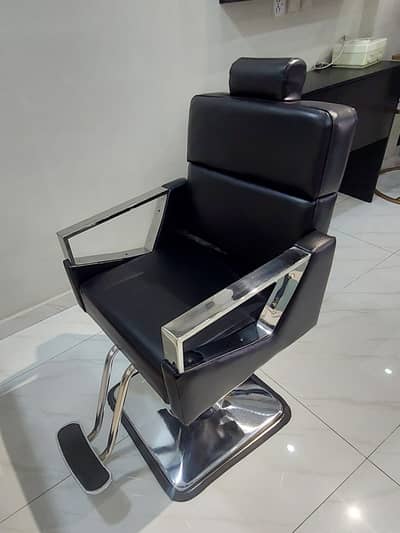 Brand New Hair Styling Chair (for salon)