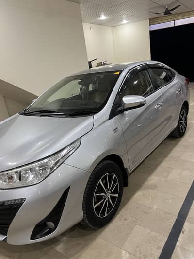 Toyota yaris 1.5 ativ x