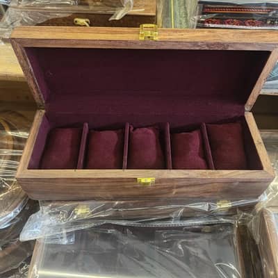 Wood Special Watch Box.