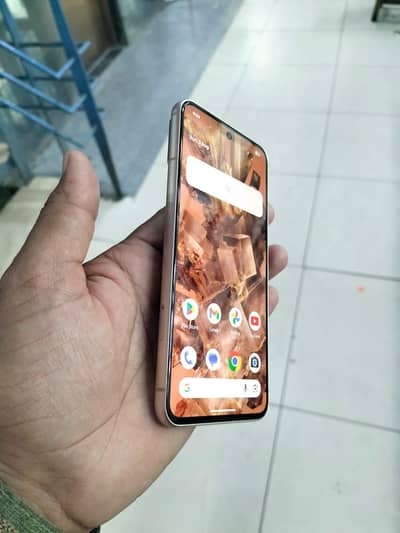 Google pixel 8