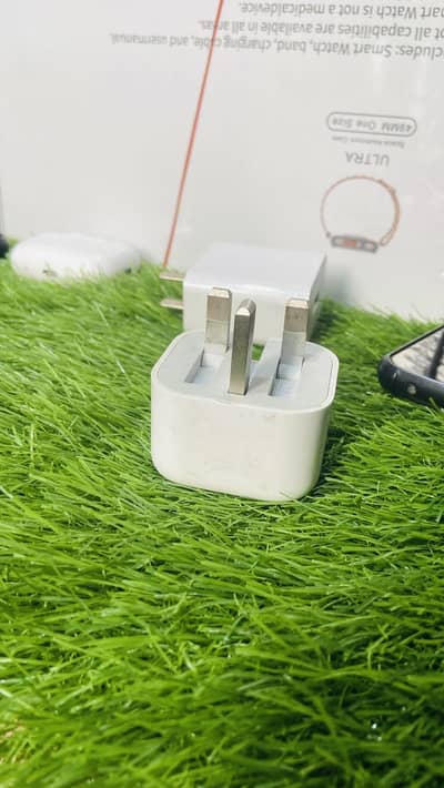 Apple Orignal 20 watt Adaptor for sale