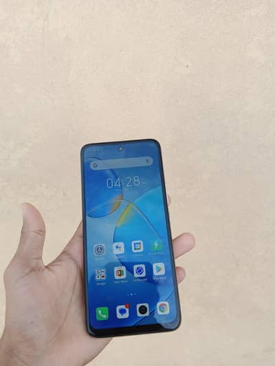 Infinix Hot 12 play  4/64