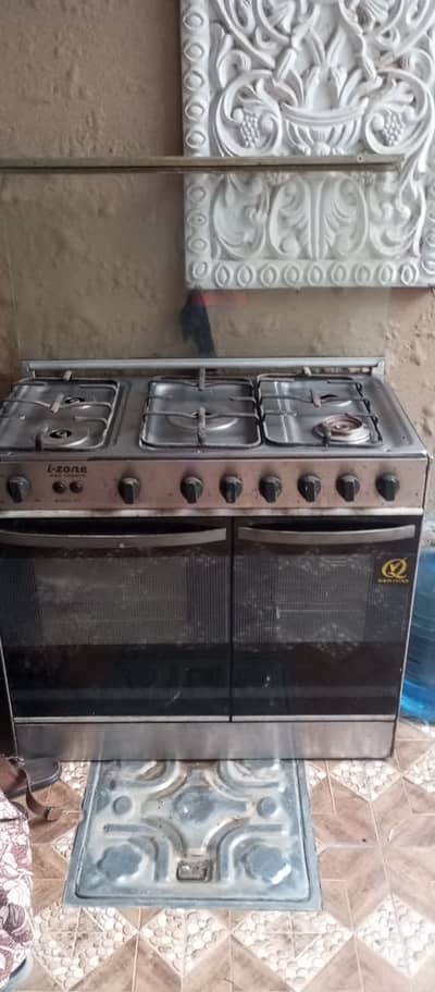IZONE Oven n grill works efficiently both are in good condition