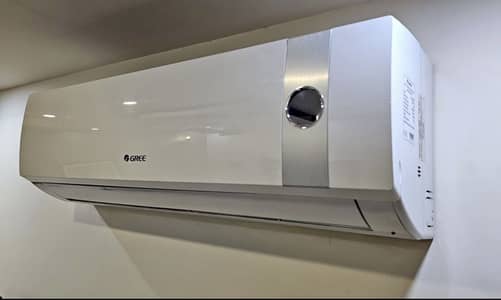 Gree 1Ton split non inverter 10/10