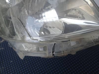 Suzuki Wagon R head light.